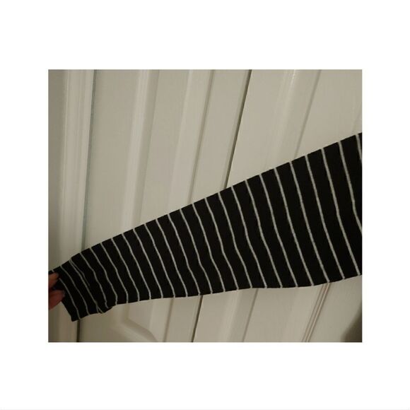 Women's Pullover Hoodie with Stripes by Charlotte Russe GUC Size L Fits Like M - Picture 5 of 6